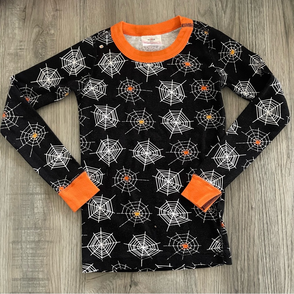 Hanna Andersson cobweb pj top